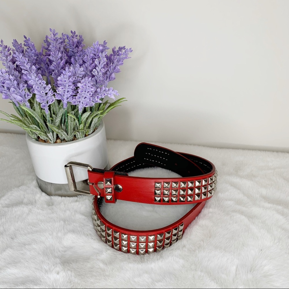 Hot Topic Red, Black & Silver Studded Belt Size 30